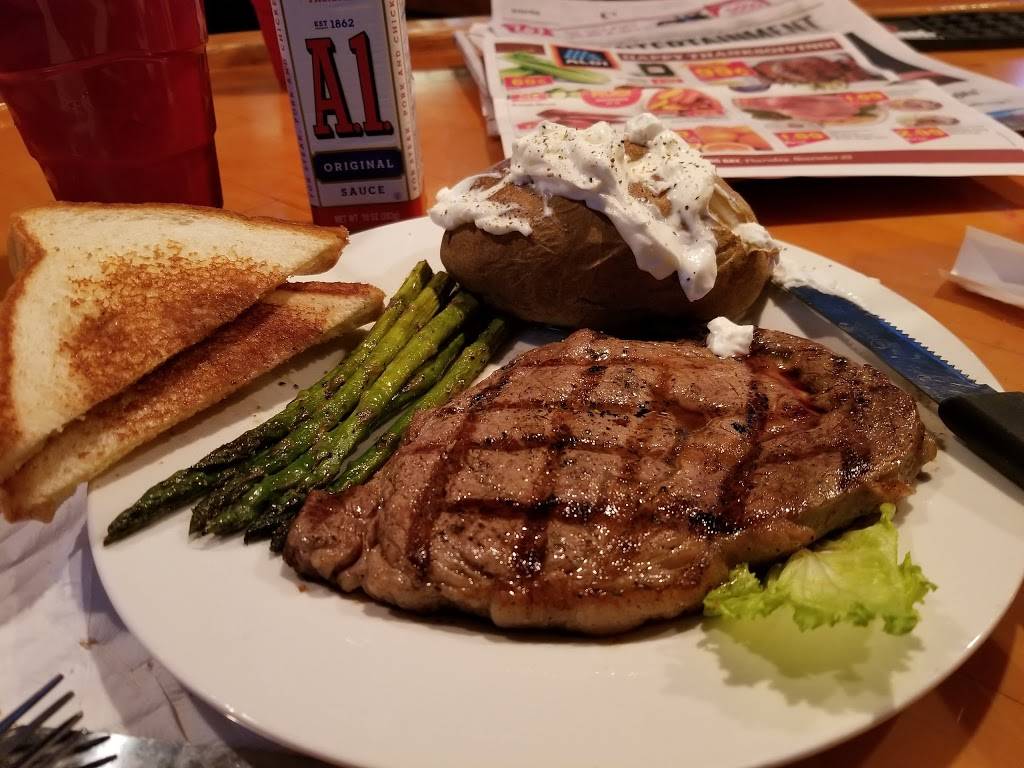 Courtside Bar & Grill | restaurant | 2511 N Court St, Ottumwa, IA 52501, USA | 6412265002 OR +1 641-226-5002