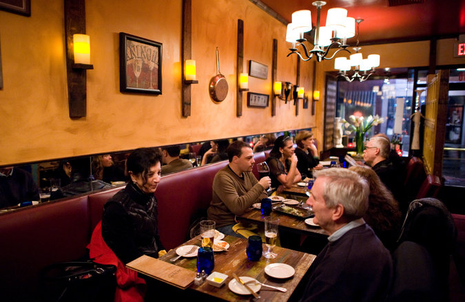 Alains Petit Bistro | restaurant | 88 Main St, Nyack, NY 10960, USA | 8455353434 OR +1 845-535-3434