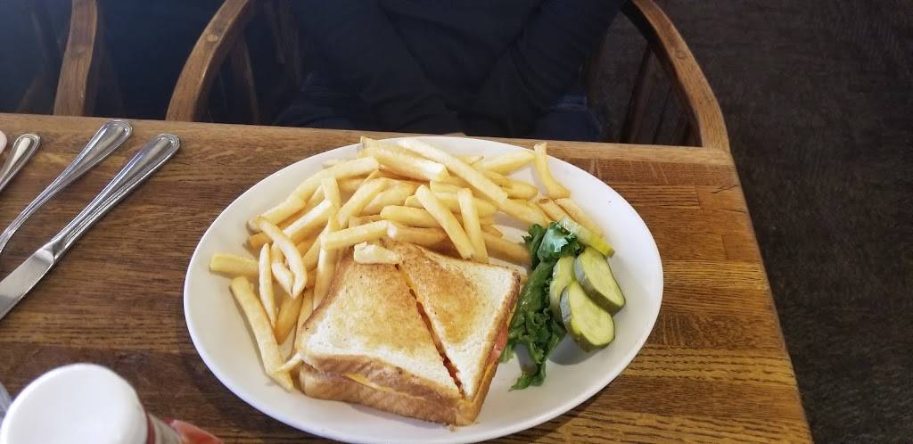 Pepper Pod Restaurant | restaurant | 530 Fir St, Hudson, CO 80642, USA | 3035364736 OR +1 303-536-4736