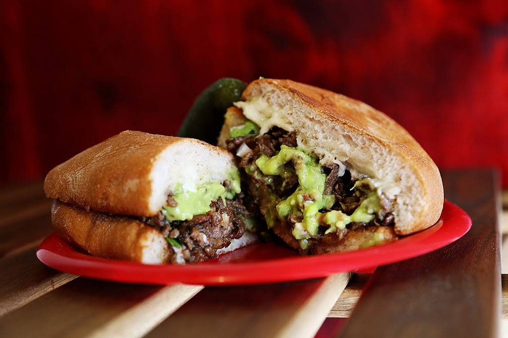 Viva El Taco | restaurant | Paseo del Río 6642, Río Tijuana 3a. Etapa, Rio Tijuana 3ra Etapa, 22226 Tijuana, B.C., Mexico | 016643293888 OR +52 664 329 3888