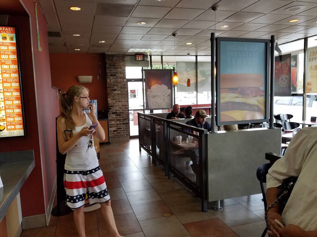 Jack in the Box | restaurant | 1100 El Camino Real, San Carlos, CA 94070, USA | 6505923124 OR +1 650-592-3124