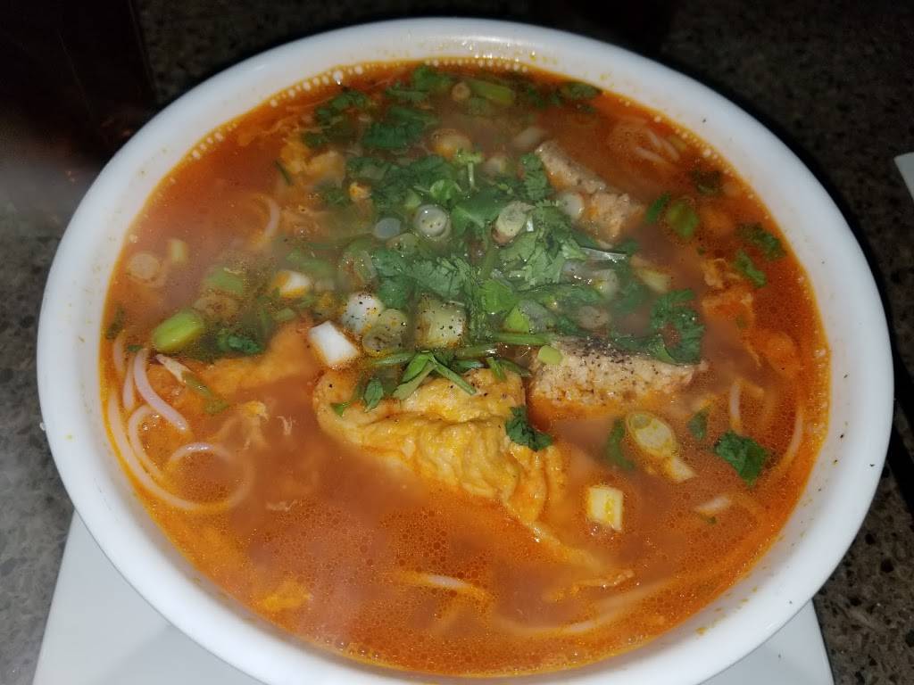 Chả Phú Hưng | restaurant | 6757 Wilson Blvd Unit 9, Falls Church, VA 22044, USA | 7036788812 OR +1 703-678-8812