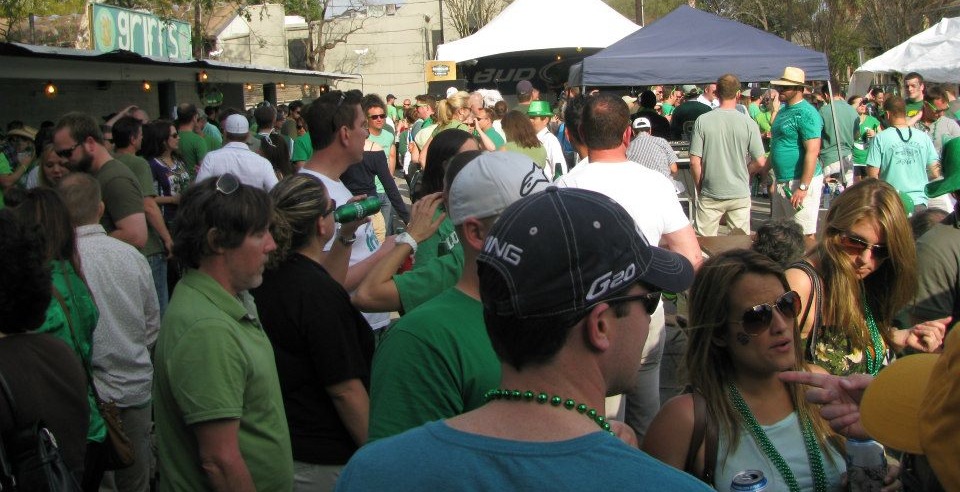 Griffs | restaurant | 3416 Roseland St, Houston, TX 77006, USA | 7135289912 OR +1 713-528-9912