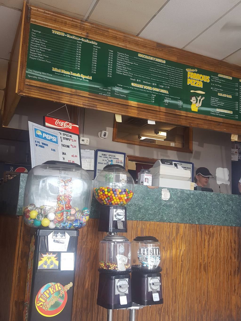 Famous Pizza | restaurant | 726 N S Greenwood Ave, Ware Shoals, SC 29692, USA | 8644567111 OR +1 864-456-7111