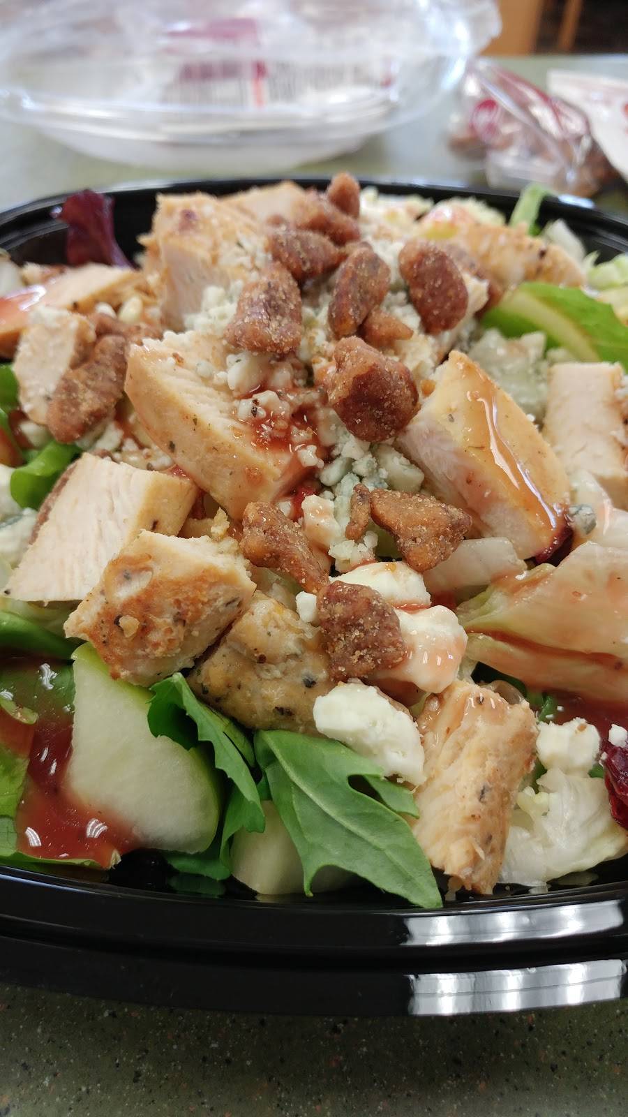 Wendys | restaurant | 8921 E 116th St, Fishers, IN 46038, USA | 3175859912 OR +1 317-585-9912