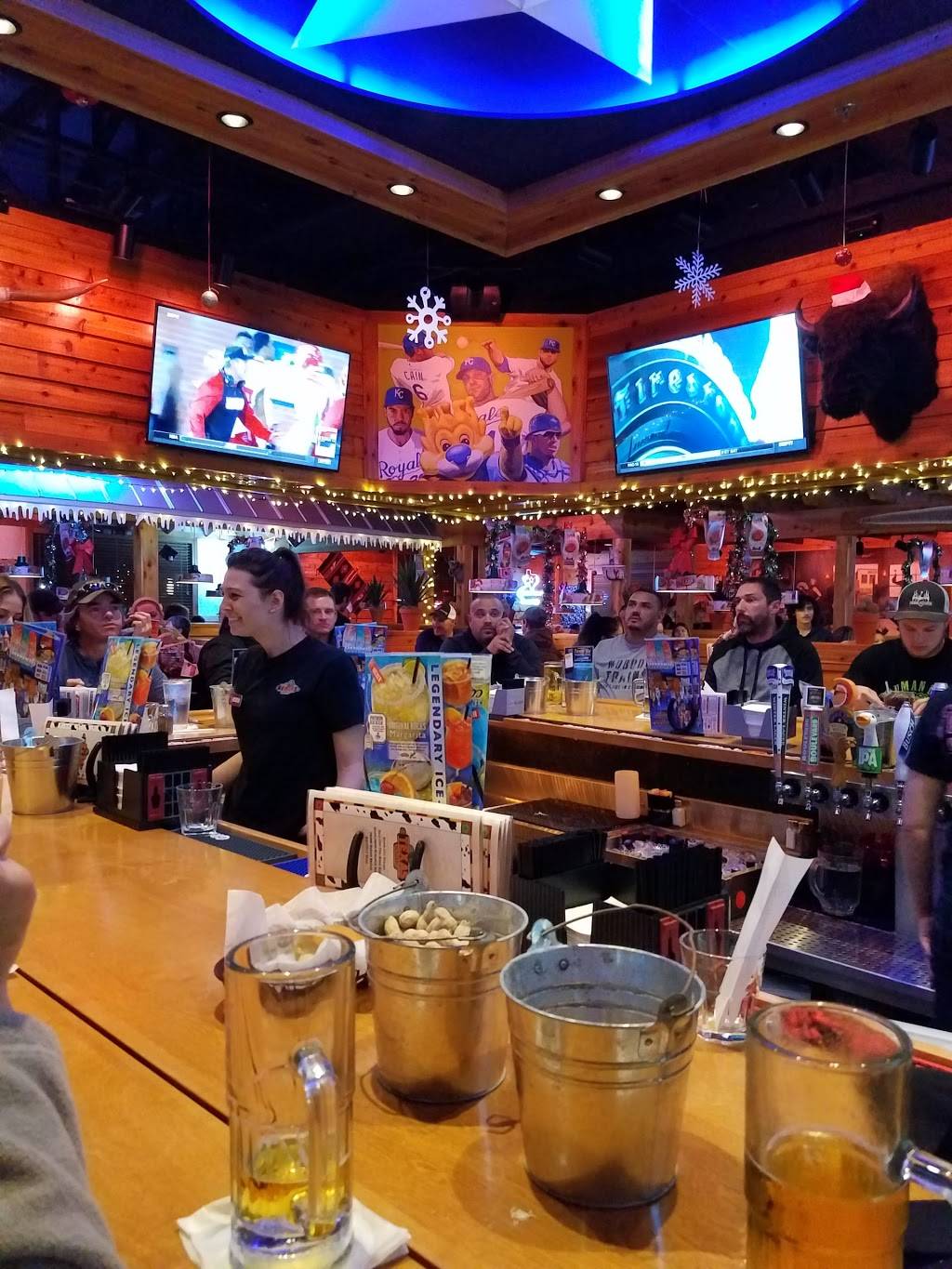 Texas Roadhouse | restaurant | 228 Peculiar Dr, Belton, MO 64012, USA | 8163227427 OR +1 816-322-7427