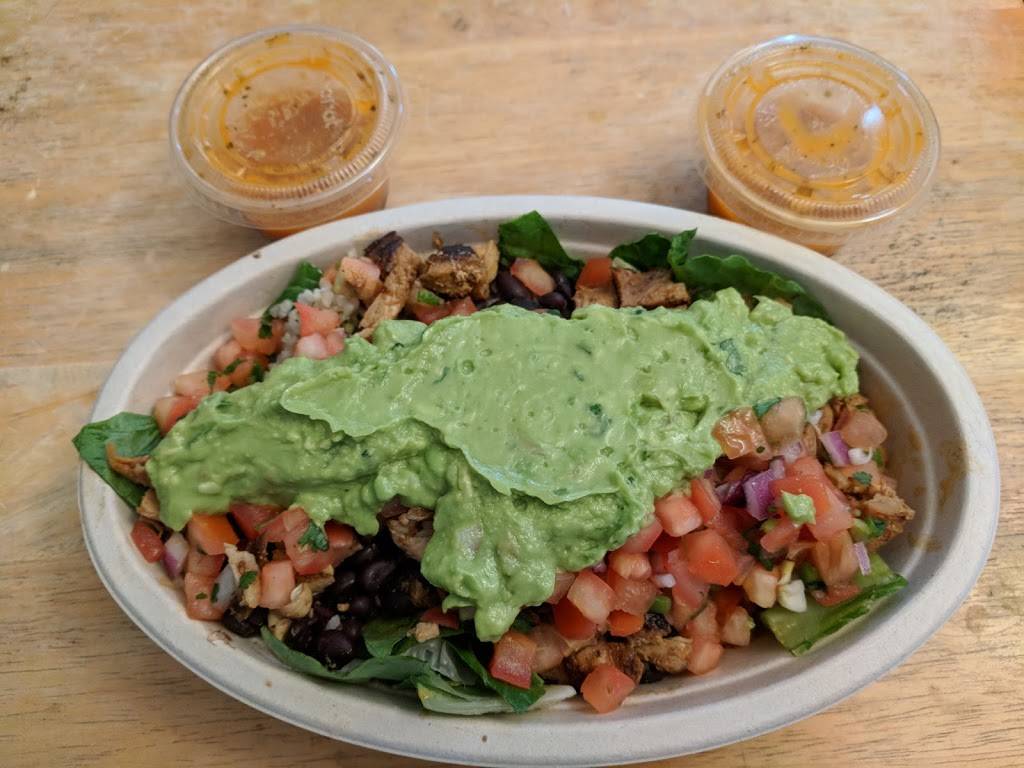 Chipotle Mexican Grill | restaurant | 1195 Admiral Callaghan Ln, Vallejo, CA 94591, USA | 7075521024 OR +1 707-552-1024