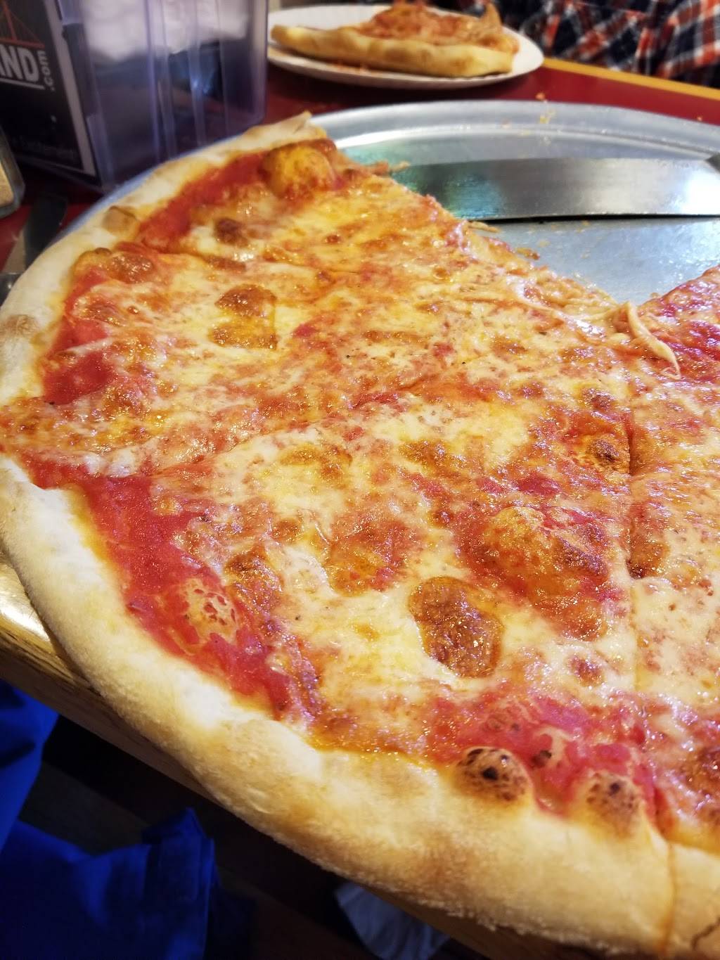 Villa Monte Pizza Arden Ave 10312 | restaurant | 240 Arden Ave, Staten Island, NY 10312, USA | 7189847100 OR +1 718-984-7100