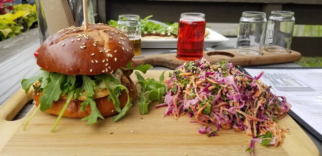 Microbrasserie Brouemalt | restaurant | 353 Rue Principale, Saint-Donat-de-Montcalm, QC J0T 2C0, Canada | 8194243311 OR +1 819-424-3311