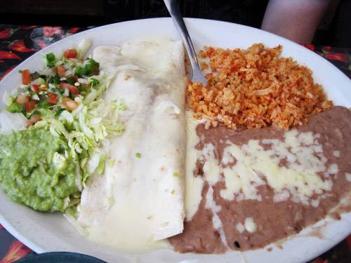 Diaz Tex-Mex Restaurant | restaurant | 140 W Main St, Itasca, TX 76055, USA | 2546879987 OR +1 254-687-9987