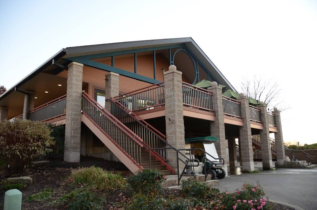 Palmer Hills Golf Course | restaurant | 2999 Middle Rd, Bettendorf, IA 52722, USA | 5633328296 OR +1 563-332-8296