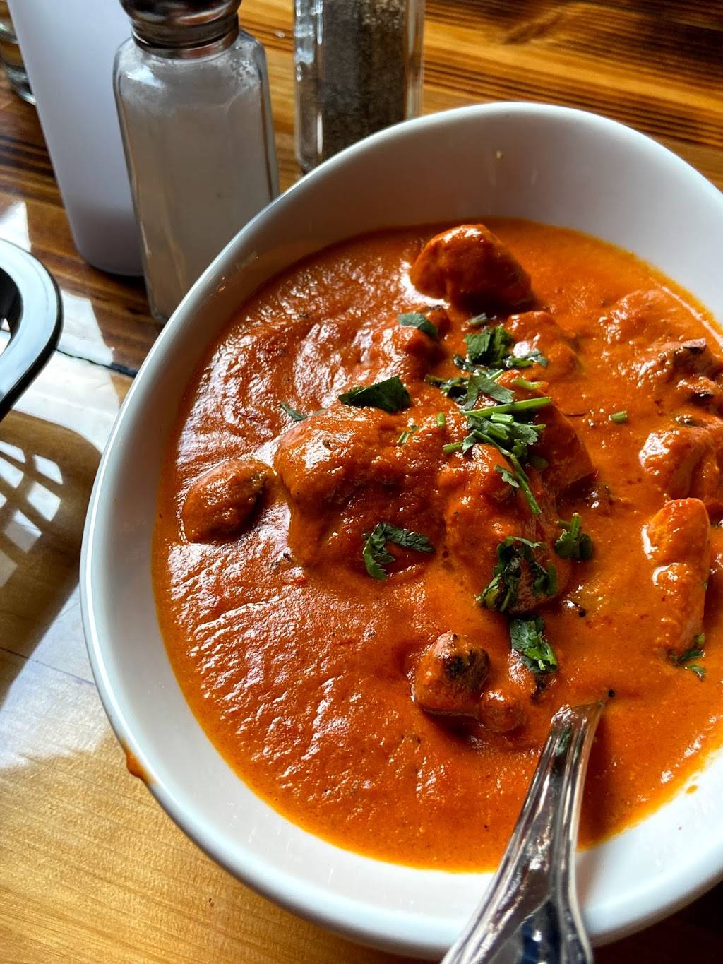 Bay Leaf Bar & Grill | restaurant | 18505 Bothell Way NE #105, Bothell, WA 98011, USA | 4259497555 OR +1 425-949-7555