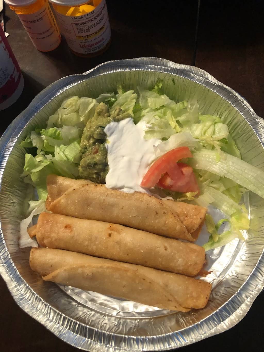 EMPANADA KING | restaurant | 333 Valley St, Manchester, NH 03103, USA | 6037921110 OR +1 603-792-1110