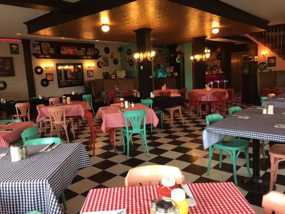 Le Deli | restaurant | 514 Rue Principale, Saint-Donat-de-Montcalm, QC J0T 2C0, Canada | 8732775844 OR +1 873-277-5844