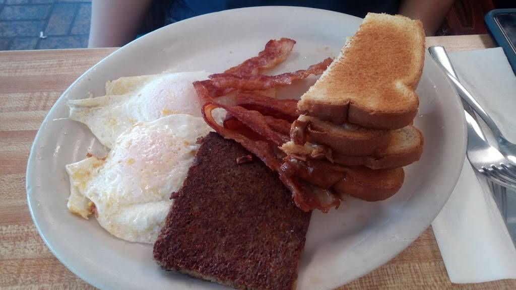 Coffee House Waffle Shop | cafe | 125 Hickory Blvd, Lenoir, NC 28645, USA | 8287587636 OR +1 828-758-7636