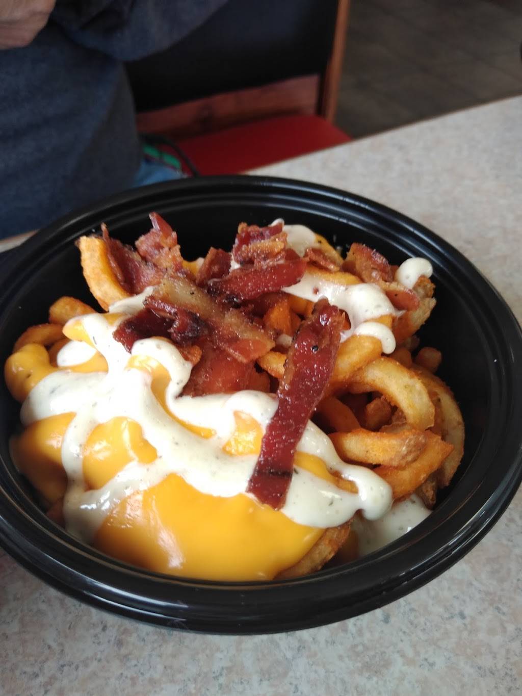 Arbys | restaurant | 4532 W Stone Dr, Kingsport, TN 37660, USA | 4232479979 OR +1 423-247-9979