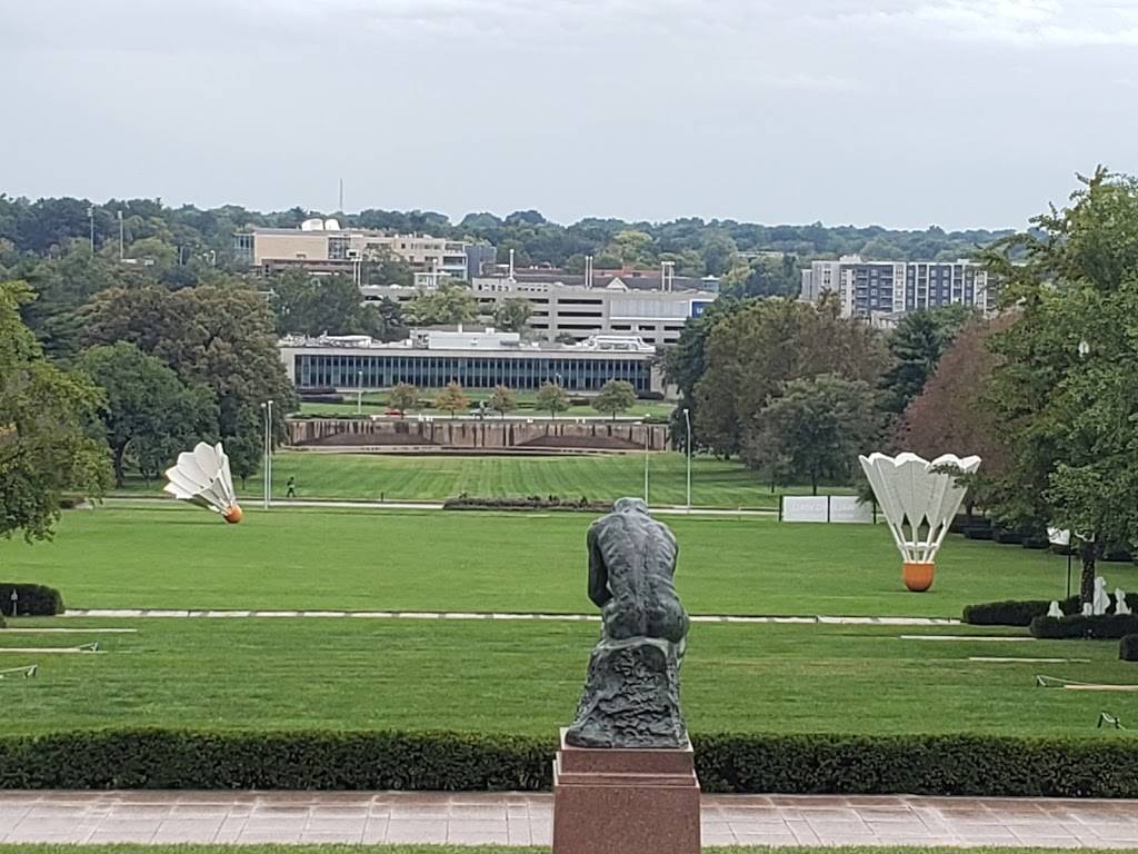 Rozzelle Court Restaurant | restaurant | 4525 Oak St, Kansas City, MO 64111, USA | 8167511278 OR +1 816-751-1278