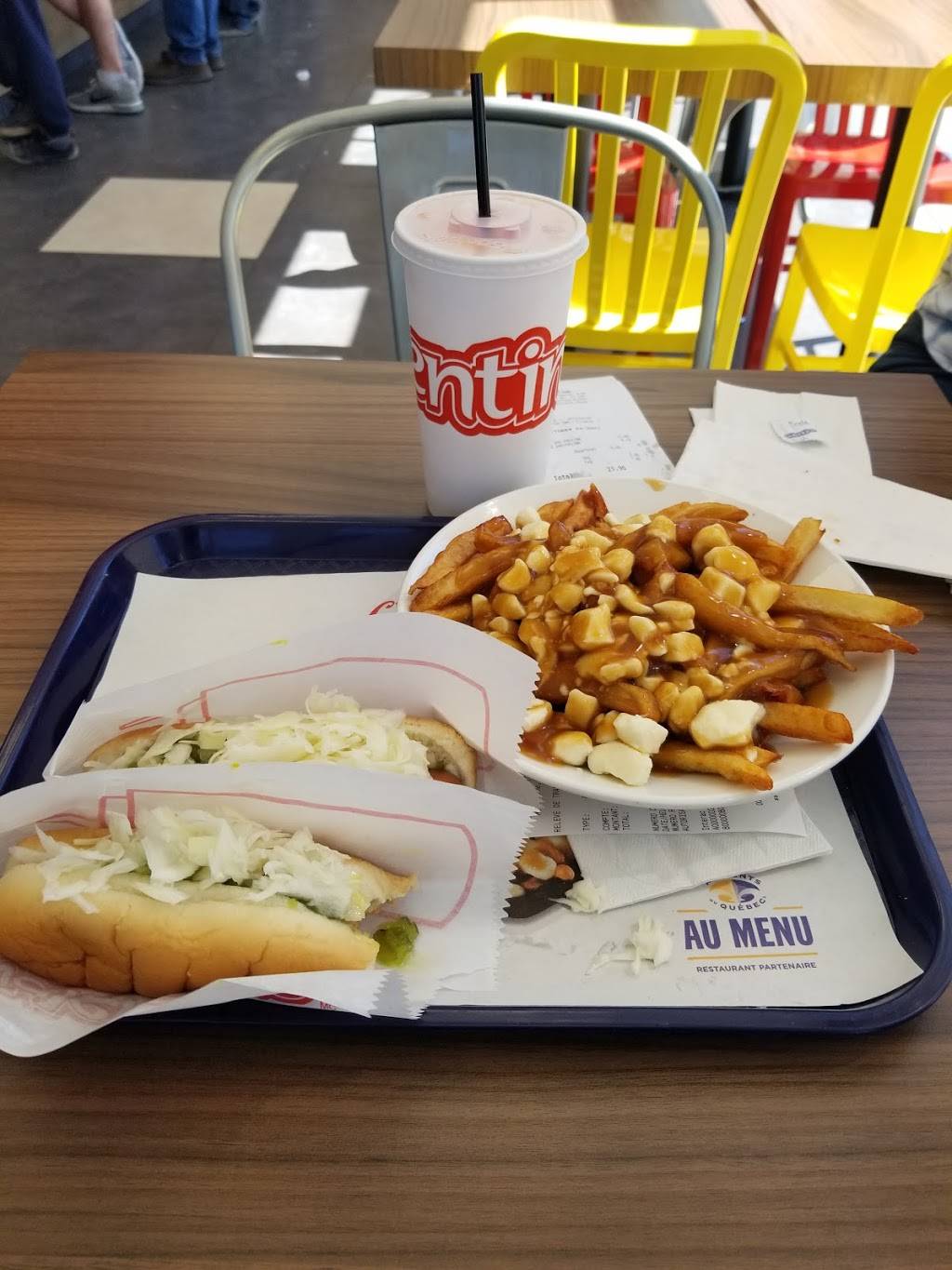 Valentine | restaurant | 3645 Chemin Gascon, Mascouche, QC J7L 3X6, Canada | 4503251110 OR +1 450-325-1110