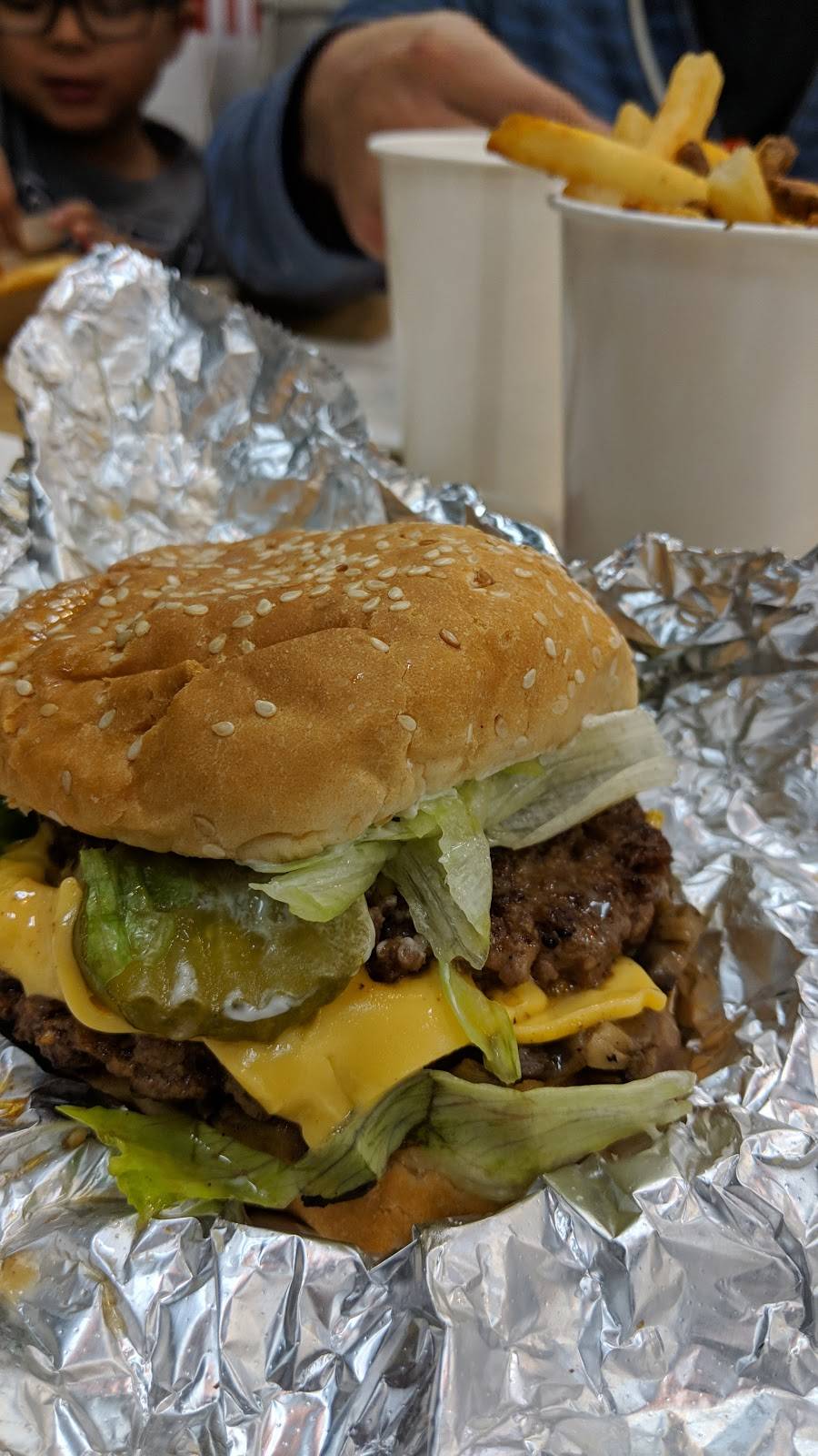 Five Guys | meal takeaway | 768 Ikea Ct, West Sacramento, CA 95605, USA | 9167375680 OR +1 916-737-5680