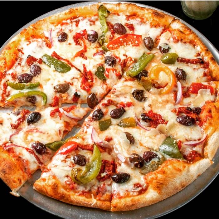 Pizza Prada | restaurant | 8380 Baymeadows Rd #4, Jacksonville, FL 32256, USA | 9045038222 OR +1 904-503-8222