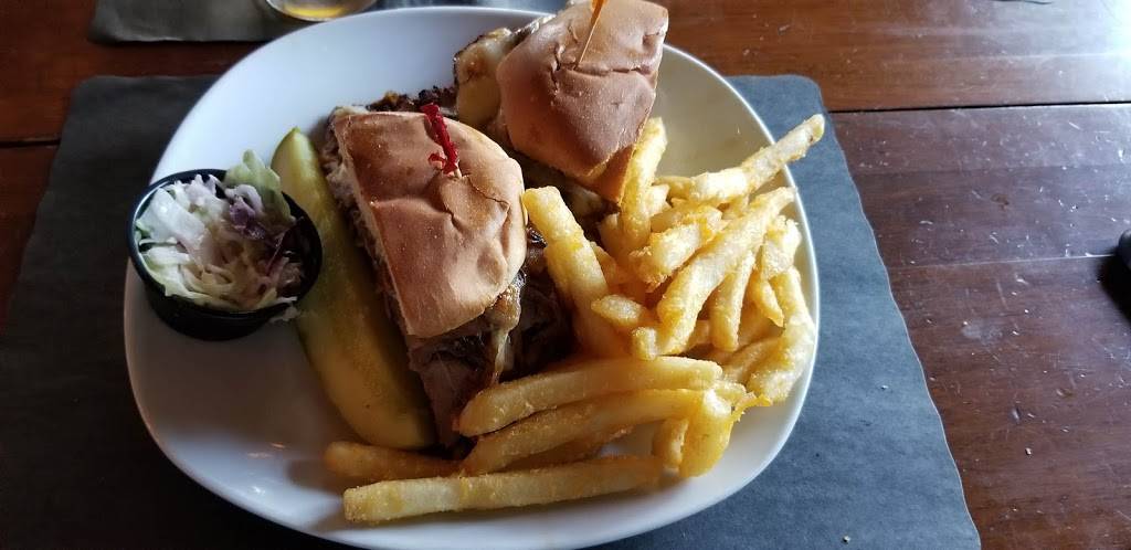 Charlton Tavern | restaurant | 745 Charlton Rd, Ballston Lake, NY 12019, USA | 5183999951 OR +1 518-399-9951