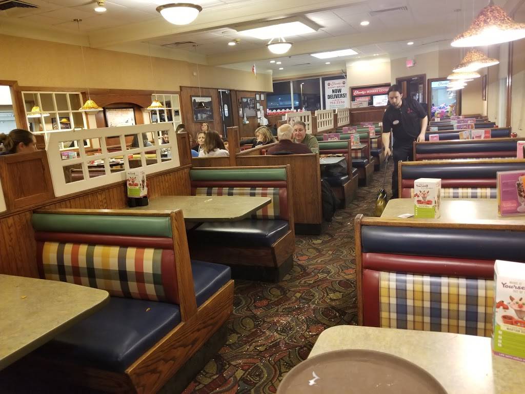 Friendlys | restaurant | 201 Hallock Rd, Stony Brook, NY 11790, USA | 6317513150 OR +1 631-751-3150