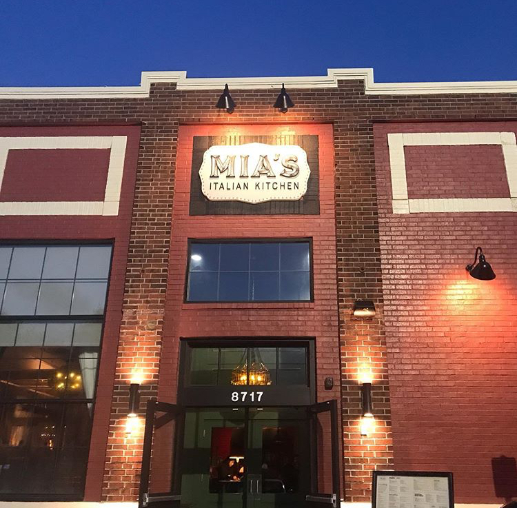 Mias Italian Kitchen | restaurant | 8717 International Dr, Orlando, FL 32819, USA | 4076017130 OR +1 407-601-7130