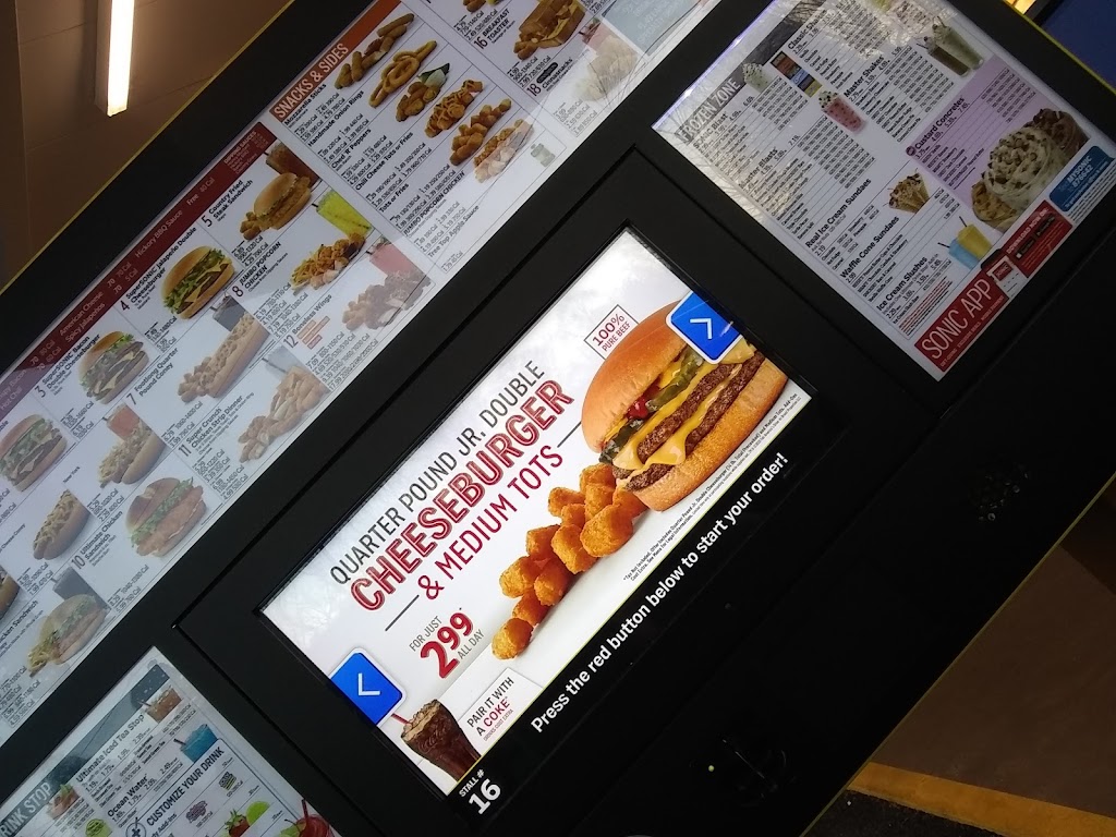 Sonic Drive-In | restaurant | 2723 N State Line Ave, Texarkana, TX 75503, USA | 9037937066 OR +1 903-793-7066