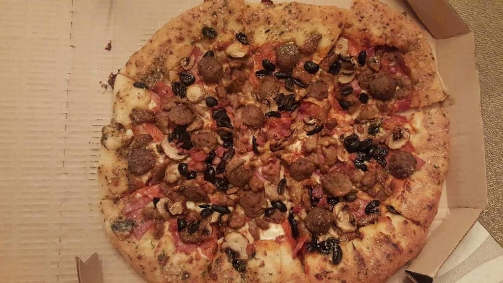 Pizza Hut | meal delivery | 643A Holly Bush Rd, Brandon, MS 39047, USA | 6018299533 OR +1 601-829-9533