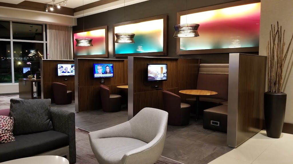 Champions Sports Bar | restaurant | 1201 NW Le Jeune Rd, Miami, FL 33126, USA | 3056495000 OR +1 305-649-5000