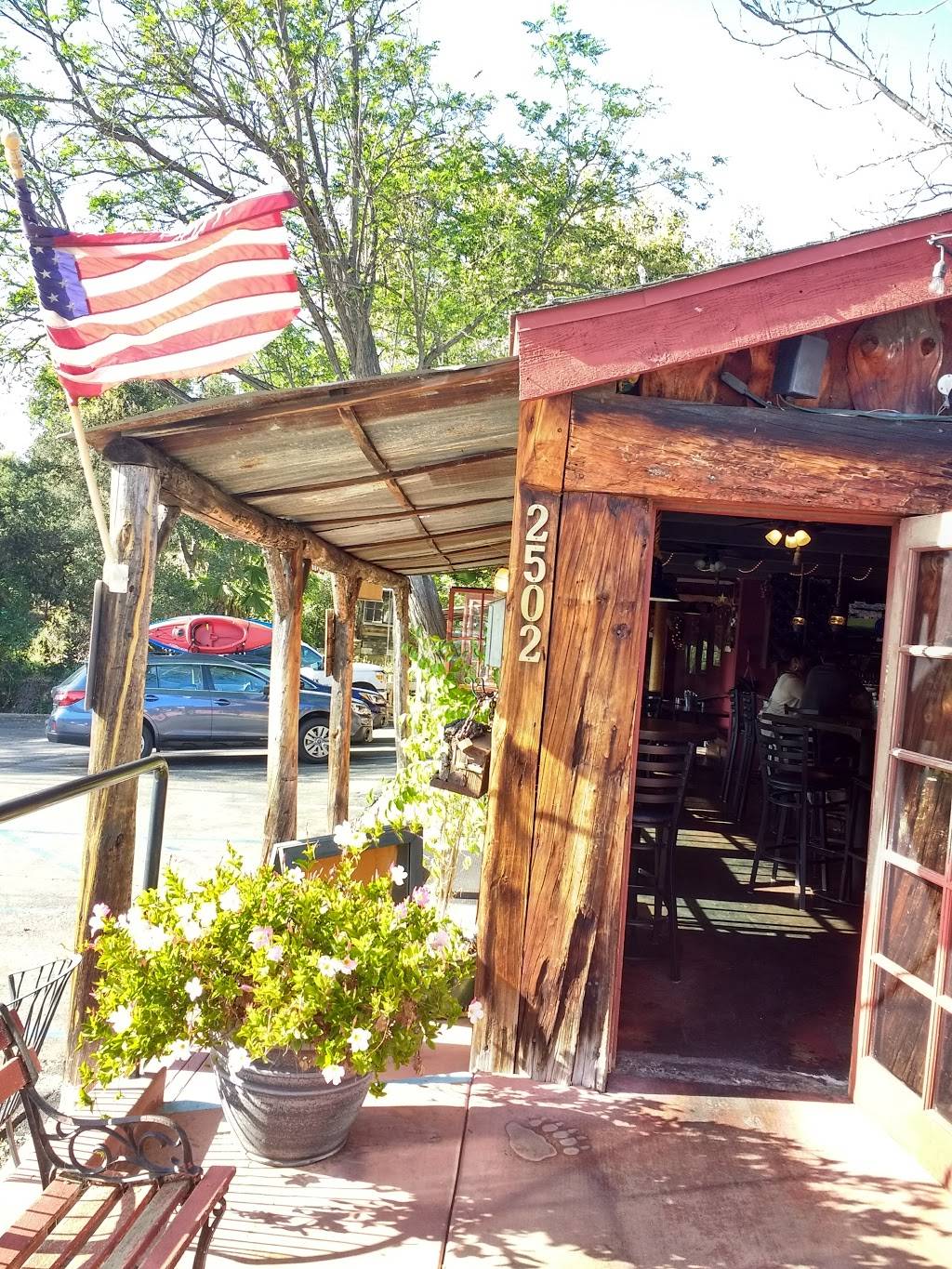 Alpine Tavern and Grill | restaurant | 2502 Alpine Blvd, Alpine, CA 91901, USA | 6197221470 OR +1 619-722-1470