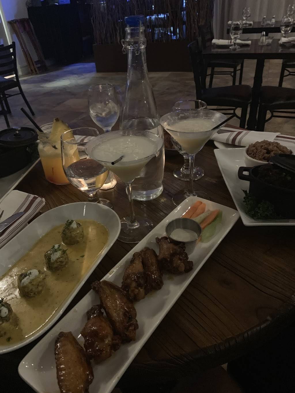 KRAVE A New York Eatery | restaurant | 8 S Division St, New Rochelle, NY 10805, USA | 9147407240 OR +1 914-740-7240