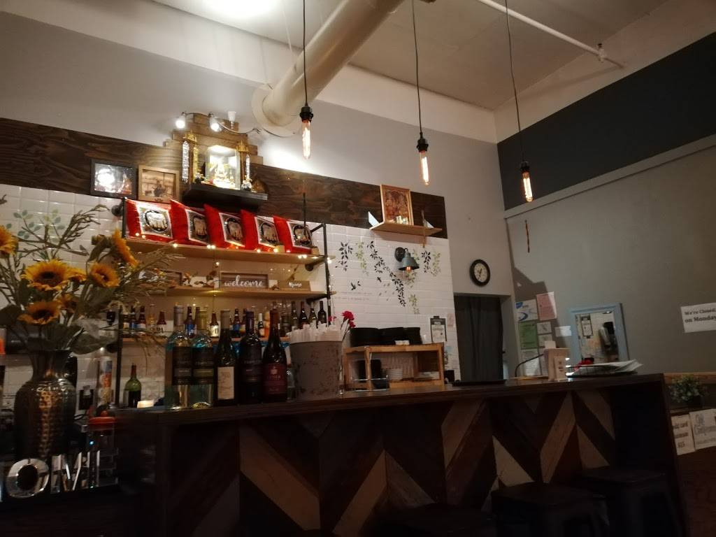 Home Thai Kitchen | restaurant | 6656 Alhambra Ave, Martinez, CA 94553, USA | 9254332925 OR +1 925-433-2925