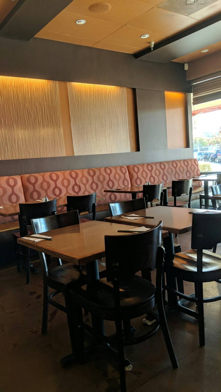 Mintleaf Vietnamese Restaurant | restaurant | 831 Marina Village Pkwy, Alameda, CA 94501, USA | 5105222758 OR +1 510-522-2758