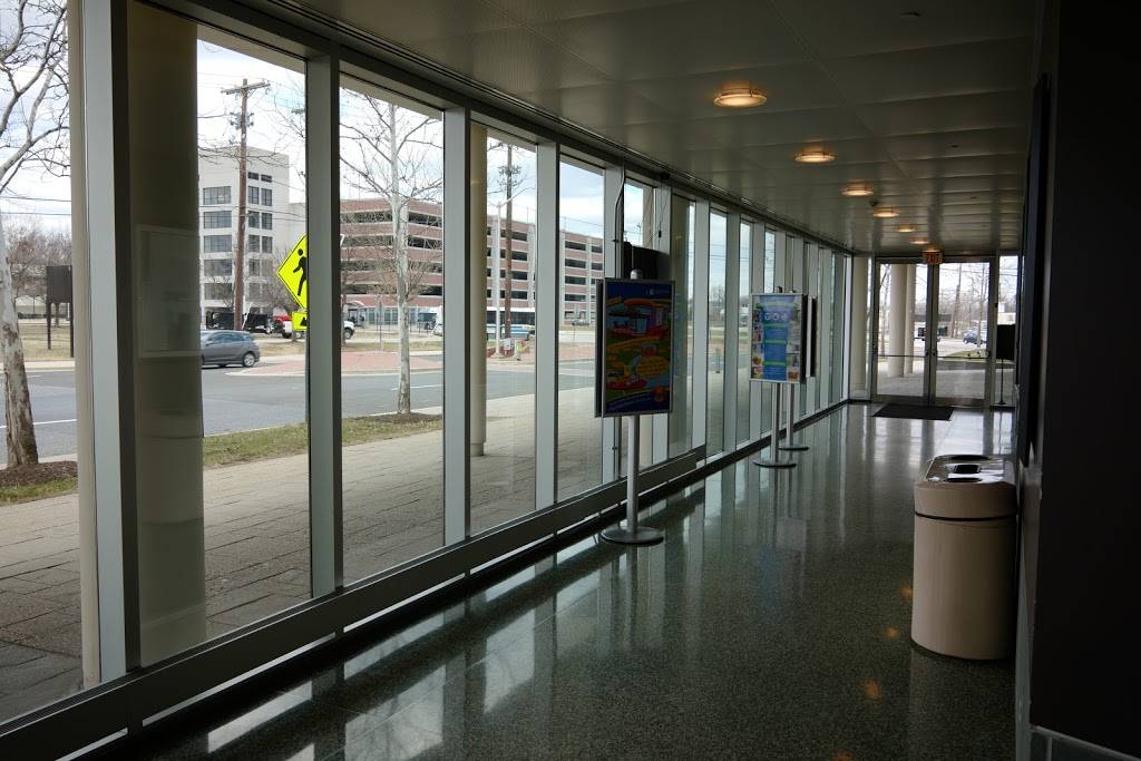 Anjels FDA Cafeteria | restaurant | 5001 Campus Dr, College Park, MD 20740, USA | 2405820041 OR +1 240-582-0041