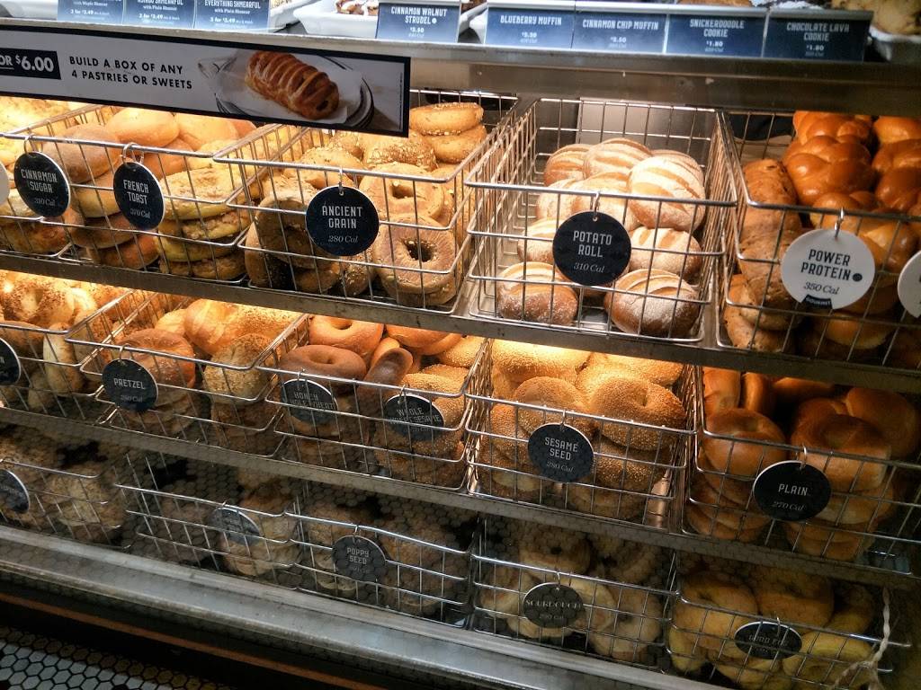 Noahs Bagels | cafe | 730 Bancroft Rd, Walnut Creek, CA 94598, USA | 9252568284 OR +1 925-256-8284