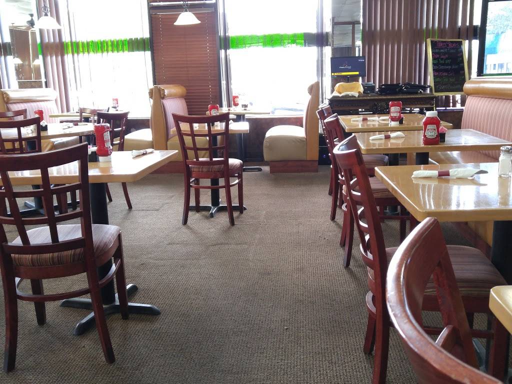 Ramblewood Diner | restaurant | 8203 W Atlantic Blvd, Coral Springs, FL 33071, USA | 9545751166 OR +1 954-575-1166