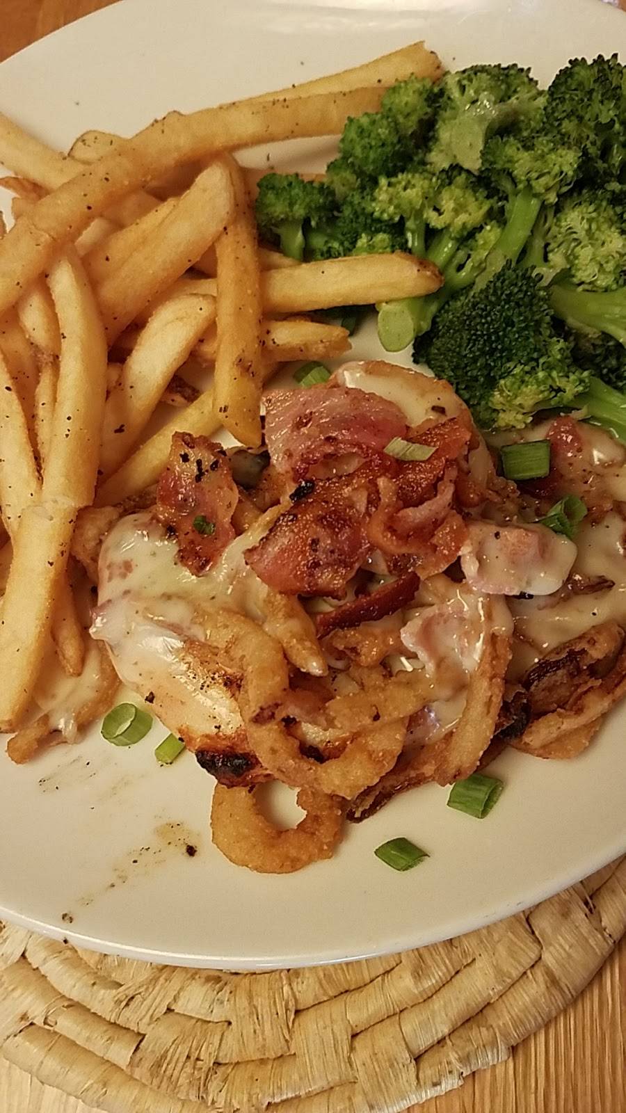 Applebees Grill + Bar | restaurant | 4929 E Pickard Rd, Mt Pleasant, MI 48858, USA | 9897792766 OR +1 989-779-2766