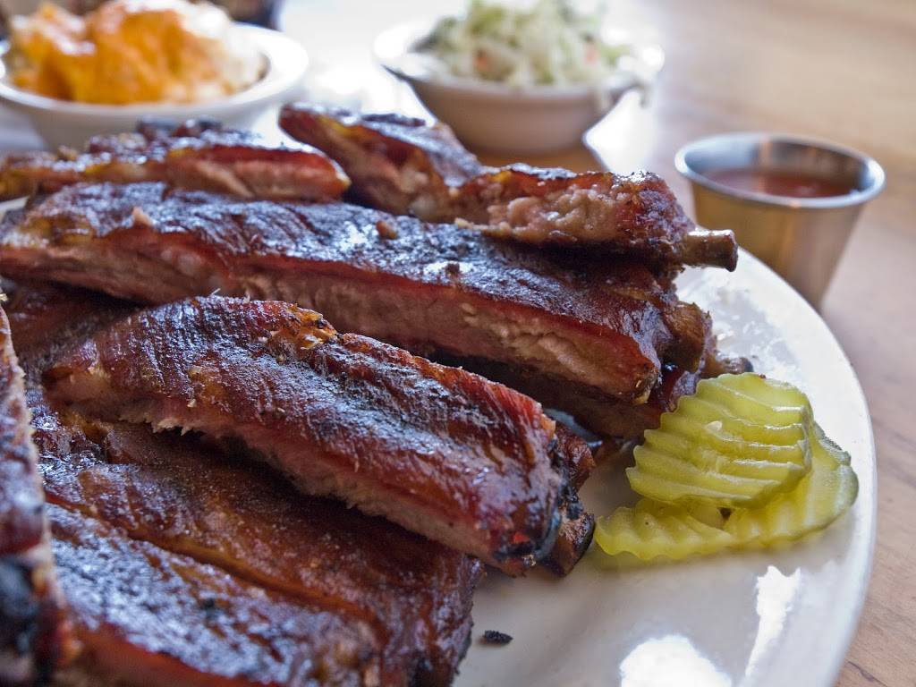 Jim N Nicks Bar-B-Q | restaurant | 3420 Sandy Plains Rd Building 100, Marietta, GA 30062, USA | 4704125445 OR +1 470-412-5445