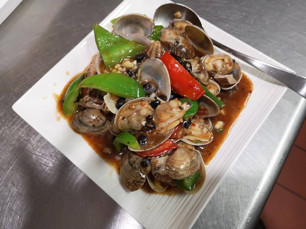 Asian Noodle & Sushi | restaurant | 305 Cedar St, Champaign, IL 61820, USA | 2178199699 OR +1 217-819-9699