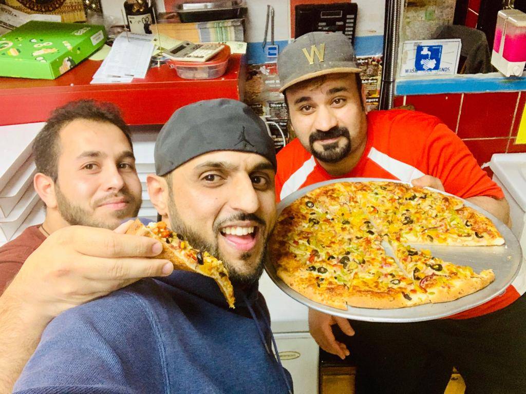 Bismillah Pizza | restaurant | 3160 Eglinton Ave E, Scarborough, ON M1J 2H4, Canada | 4162697777 OR +1 416-269-7777