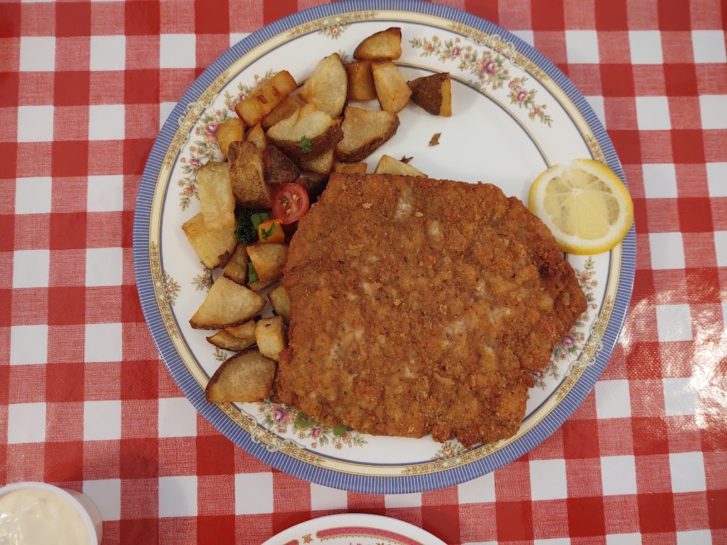 Vladislavas Czech Bakery & Cafe | restaurant | 422 W Main St, Yukon, OK 73099, USA | 4058330318 OR +1 405-833-0318