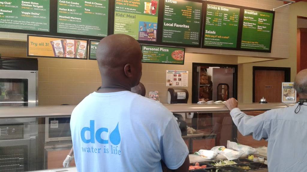 Subway Restaurants | restaurant | 4800 Nannie Helen Burroughs Ave NE, Washington, DC 20019, USA | 2027334514 OR +1 202-733-4514