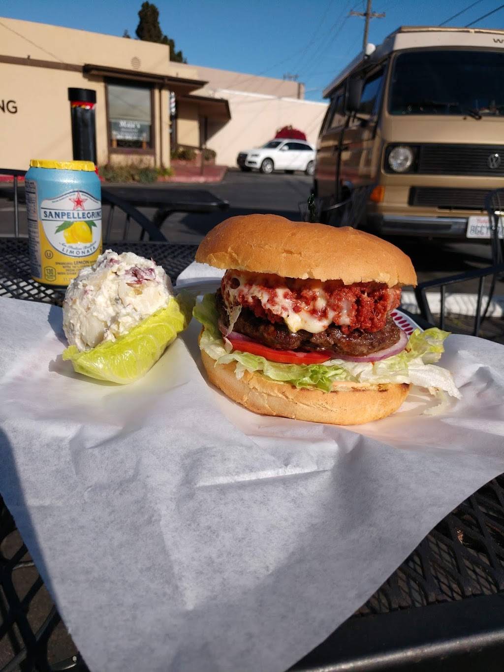 Mundos Sandwich & Burger House | cafe | 2233 N Fremont St, Monterey, CA 93940, USA | 8316569244 OR +1 831-656-9244