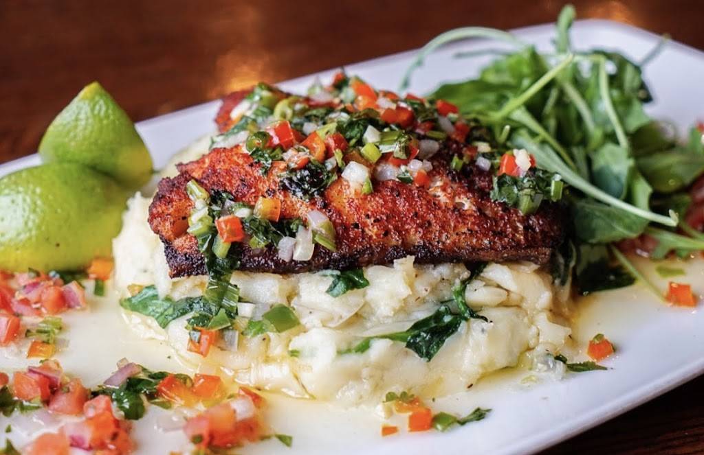 The Oak Barrel | restaurant | 5975 Canal Rd, Valley View, OH 44125, USA | 2165203640 OR +1 216-520-3640