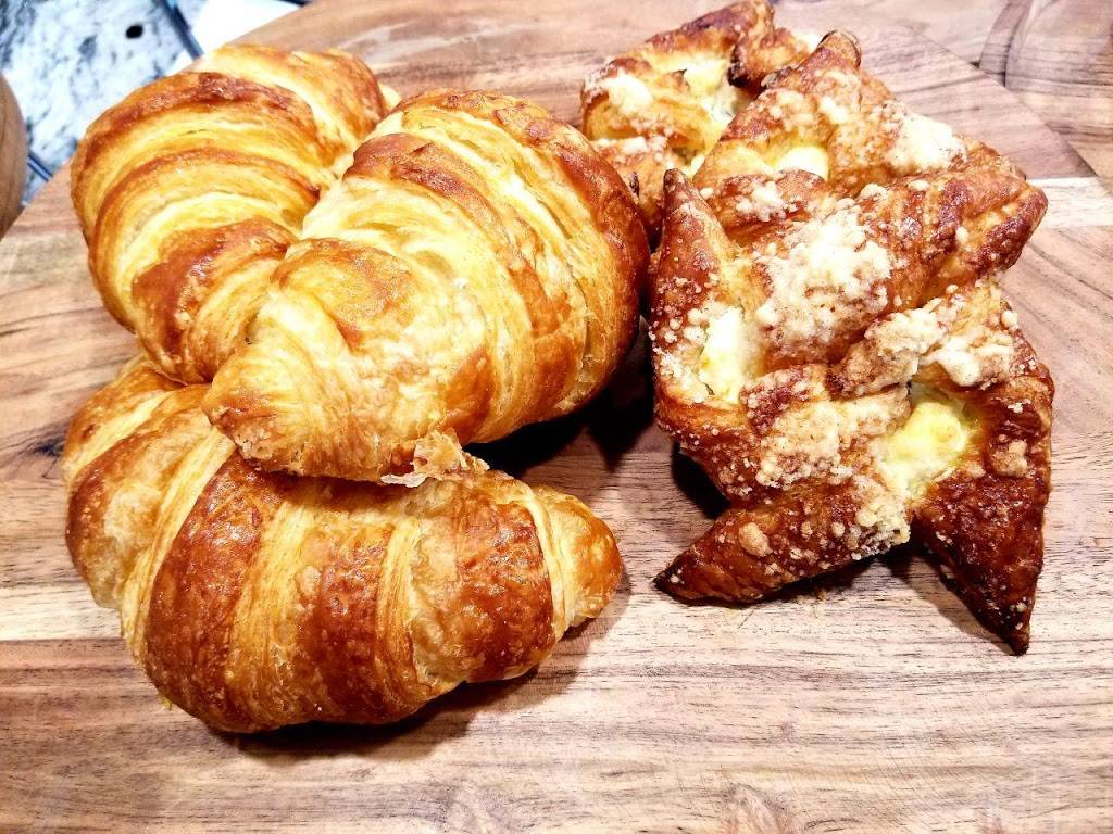 Caffeine Lakewood | cafe | 14701 Detroit Ave Unit 1, Lakewood, OH 44107, USA | 4408570320 OR +1 440-857-0320