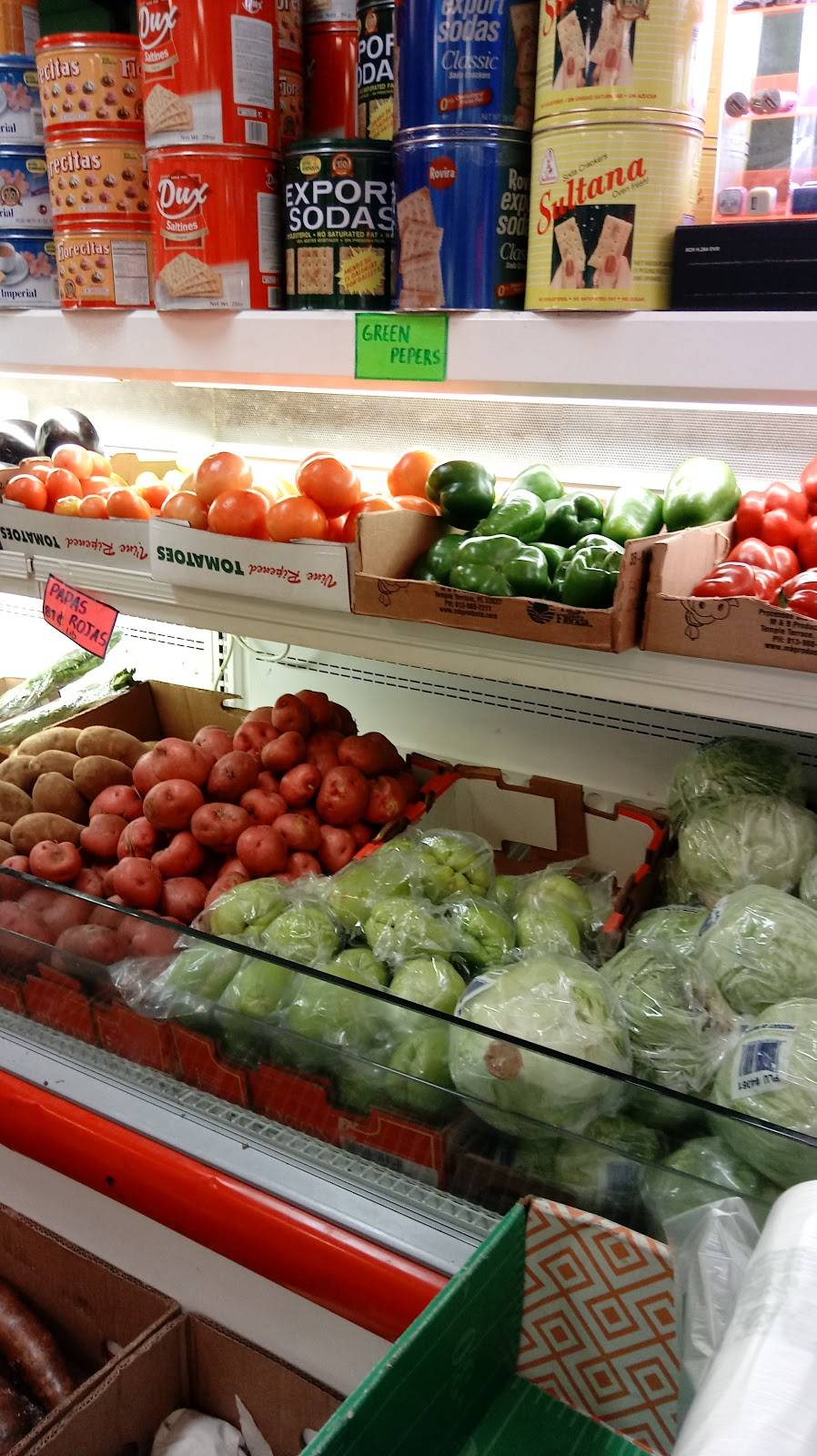 La Familia Latin Hot Food & Grocery | restaurant | 120 E Brandon Blvd, Brandon, FL 33511, USA | 8136610210 OR +1 813-661-0210