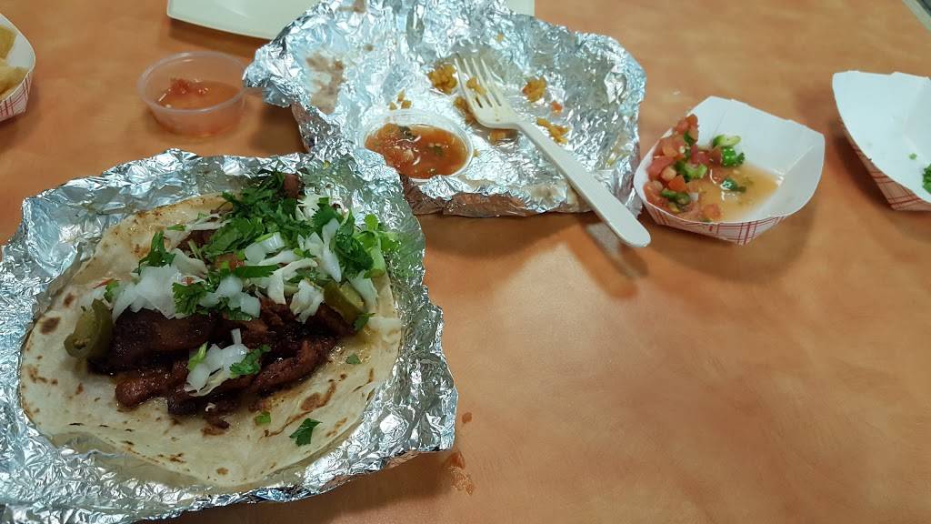 Taco Palenque Broadway | restaurant | 1002 NE Interstate 410 Loop, San Antonio, TX 78209, USA | 2108265313 OR +1 210-826-5313