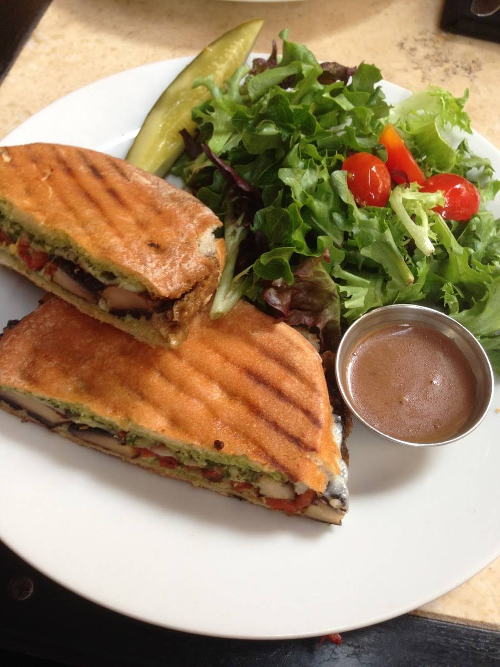 State & Fig | restaurant | 1114 State St #18, Santa Barbara, CA 93101, USA | 8059651730 OR +1 805-965-1730