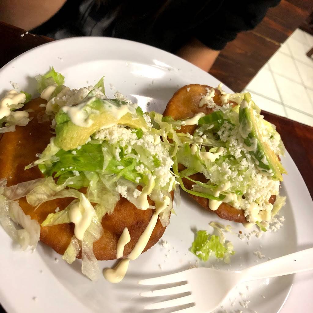 Limon’s | restaurant | 3105 W Davis St, Dallas, TX 75211, USA | 2143300947 OR +1 214-330-0947